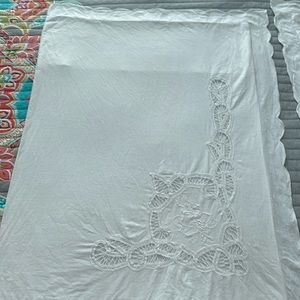 Vintage 100% Cotton White pillow Shames - EMBROIDERED
